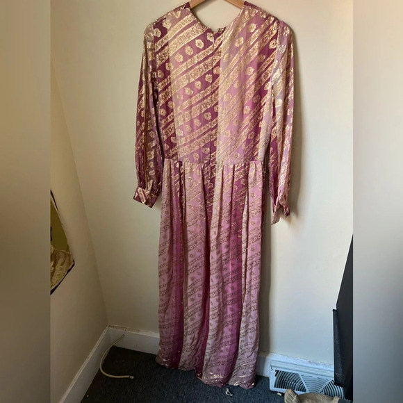 Vintage 1960s 1970s Adele Simpson Pink Metallic Chiffon Dress - Picture 11 of 16